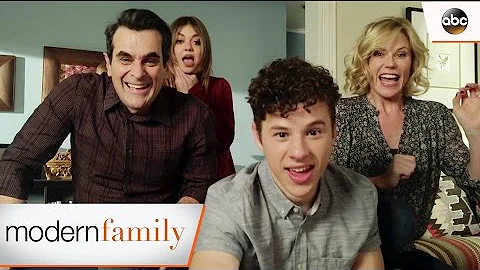 Luke's College Applications - Modern Family 8x17