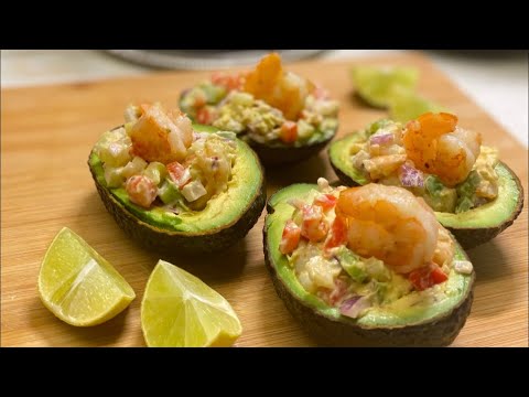 Video: How To Cook Eggs Stuffed With Avocado, Vegetables And Shrimp