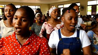 WIMBO: Ni Yohane Aliae Nyikani (Tengeneza Njia Bwana Apite) Kwaya ya Mt. Donbosco TMCS DECOHAS