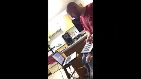 Akai MPC  Element Beat by Tim Finnegan