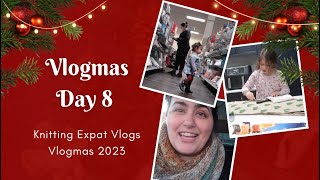 Day 8 - A Toddling Toddler - Vlogmas 2023 - Knitting Expat Vlogs