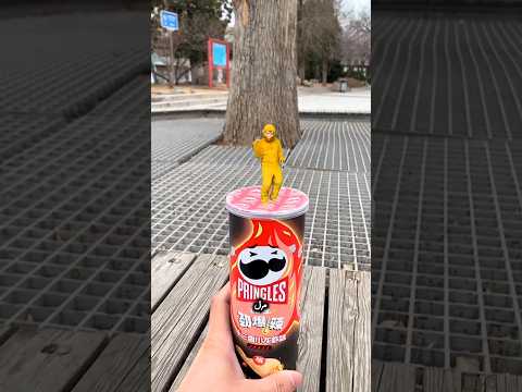 هل هو لذيذ لهذه الدرجة أعطوني منه   