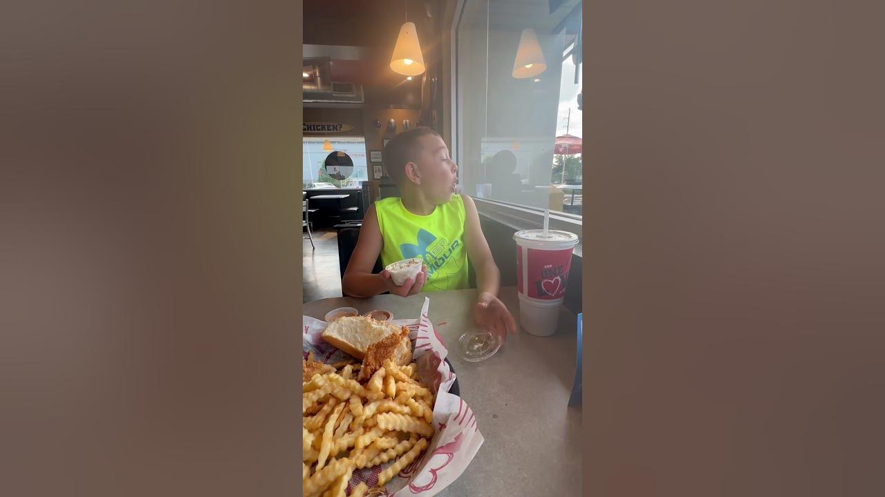 My mom dared me to eat the coleslaw at Canes. Do you like Canes Coleslaw??? YouTube
