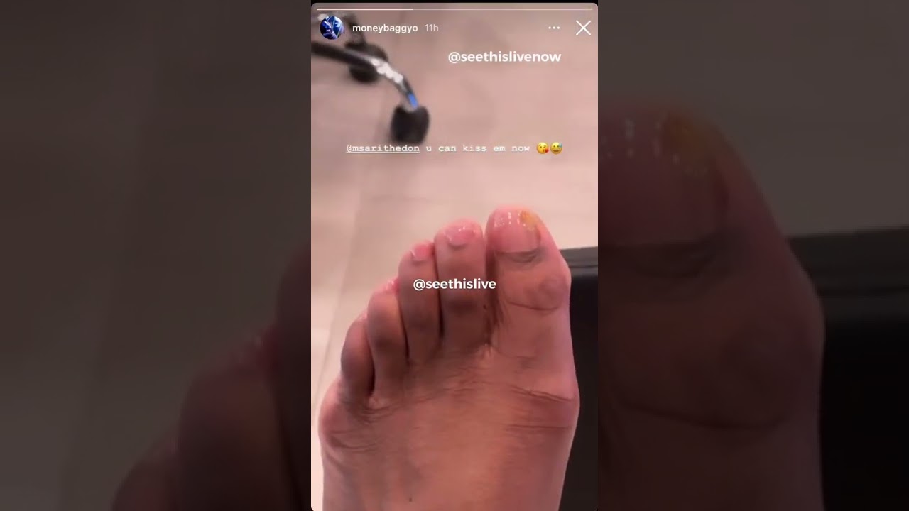 Moneybagg Yo gon’ @ Ari the Don to kiss his toes 💋🦶🏽😂