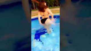 انجي خوري عارية بالبكيني سمعها