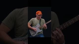 Vintage fuzz tone and dynamics paired with drop tuned guitars lead to some mean riffing ⚡️
