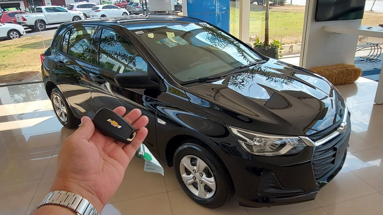 detalhes do Novo Chevrolet onix versão mais simples R7A LS de entrada  aspirado preto ouro negro 