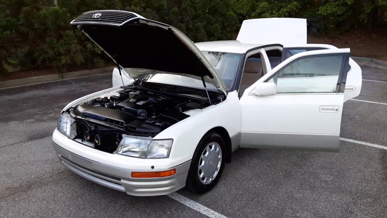 Toyota celsior ucf21
