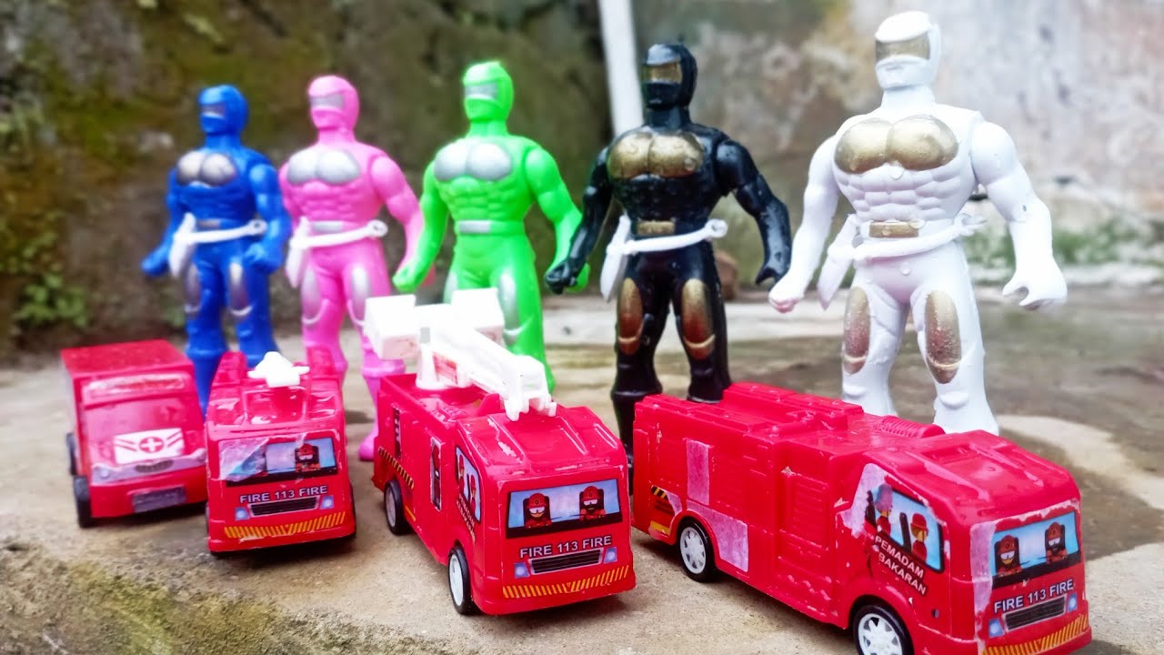 Cari Mainan, Power Rangers, Jajanan Mobil Truk, Damkar, Boneka Bola ...