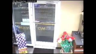 WATCH: Surveillance video from Circle K (3)