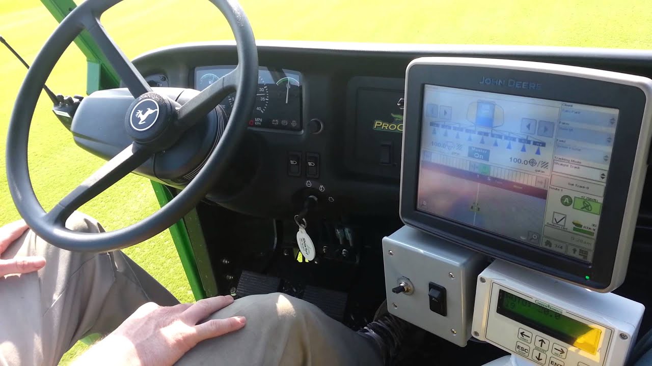 John Deere Hd300 Spraying Made Easy Youtube 