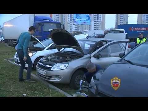 Сотрудники московской Госавтоинспекции задержали подозреваемых в краже автомобиля