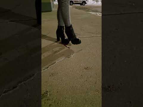 Sunglasses crush in boots #crushexperiment #sunglasses #boots #asmrcrush