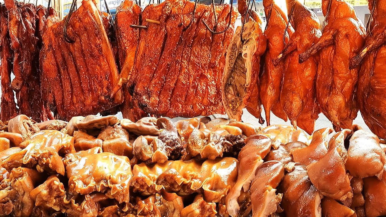 Best Cambodian Meat Stalls! BBQ Pork, Braised Pork & Roasted Duck