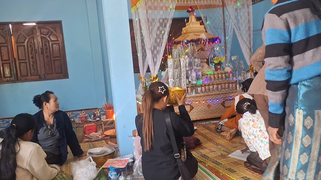 วันนี้ไปช่วยงานในหมู่บ้าน2งานวันเดียวกัน