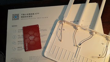 Inside Xiaomi Mi WiFi Router 3 antenna