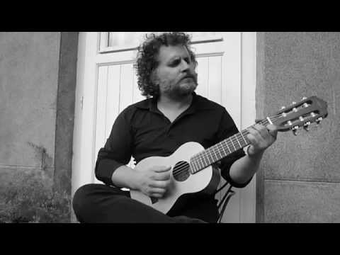 OLIVIER CORRE "Entre ses mains"