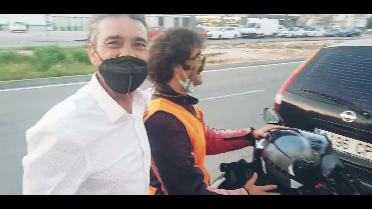 ¿Puedo obtener el carnet de moto en Alicante si soy extranjero?