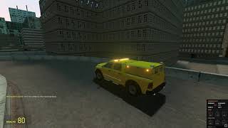 Garry's Mod: DOT vehicle responding Code 3 for crash