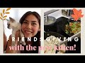 FRIENDSGIVING VLOG | our new cat &amp; vegan cooking