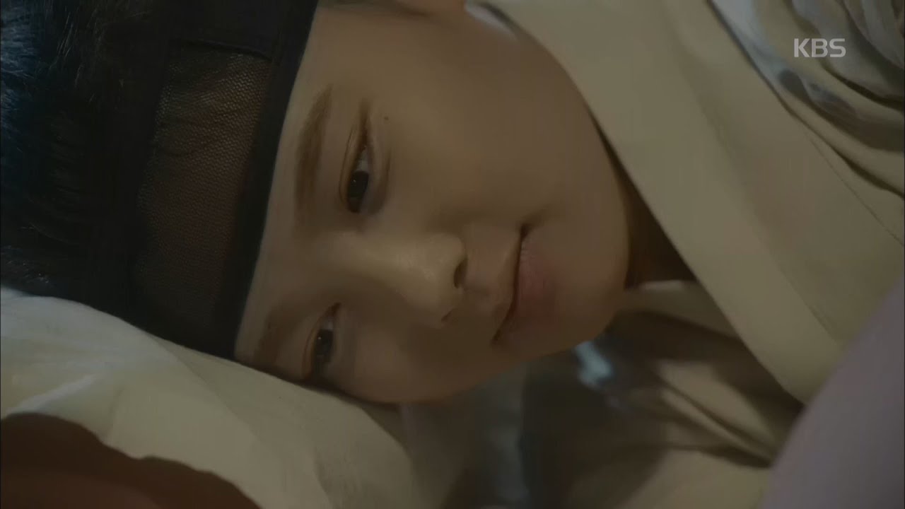 구르미 그린 달빛 - 김유정, ＂궐이 더 좋아져＂ 박보검 향한 마음 커졌다.20160912