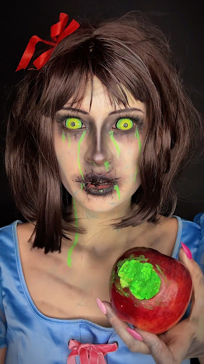 Disney princesses gone wrong: Snow White🍎 #makeup #sfxmakeup #disney #disneyvillains