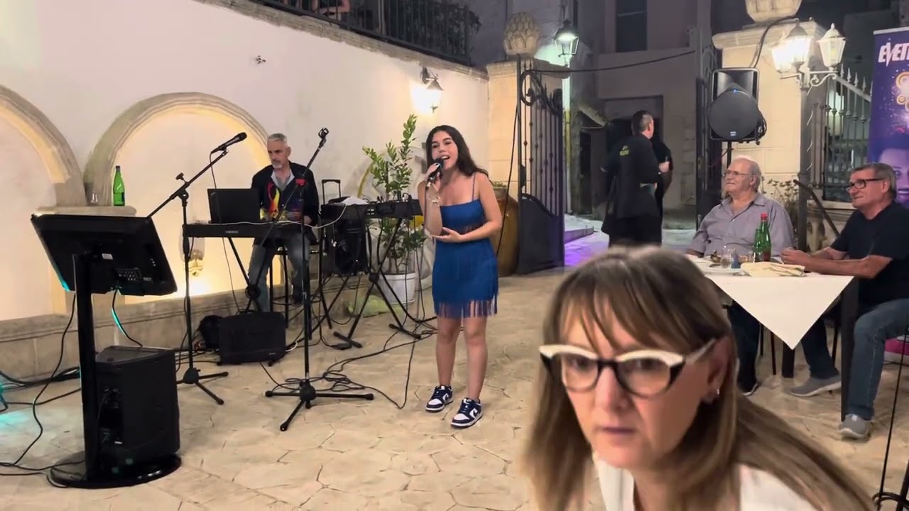 Aurora Clemente remix Nino D’Angelo live❤️❤️