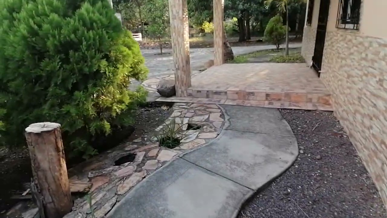 Vendo hermosa casa de campo en Chapeltique, San Miguel🏡 (18x100 metros)