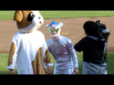 広島カープファン感謝デー2013／11／23丸・上本選手イメチェン①