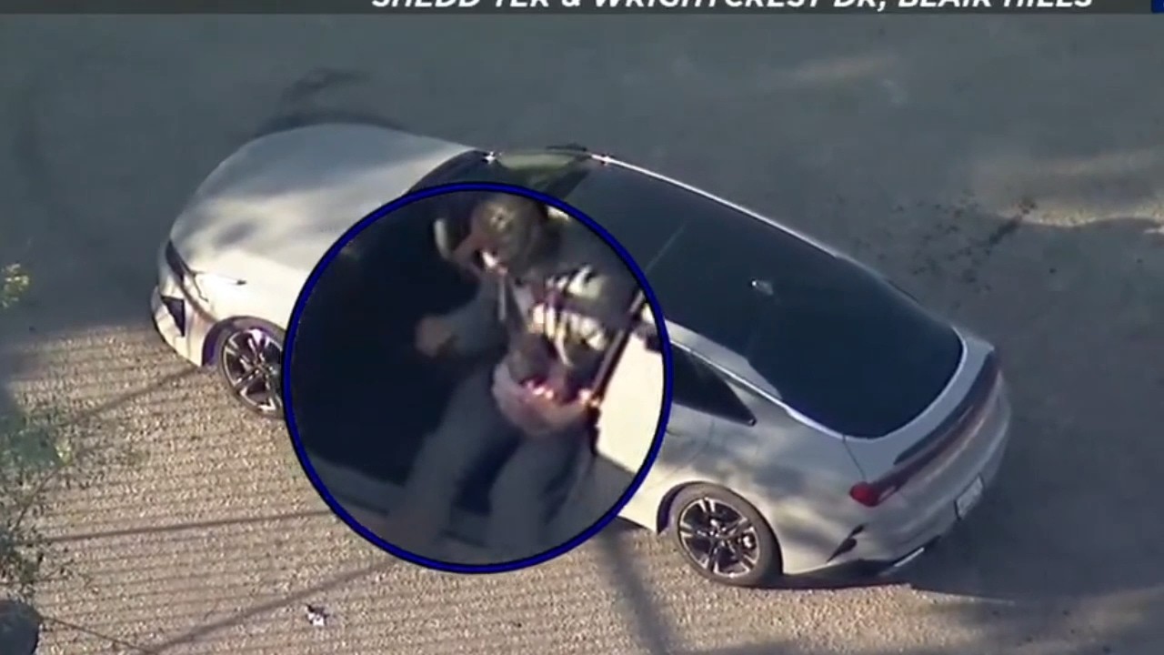 A wild and bizarre police chase erupted in Culver City - YouTube