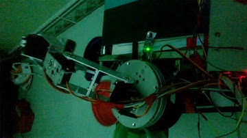 Cánh tay robot phân loại sản phẩm theo màu sắc