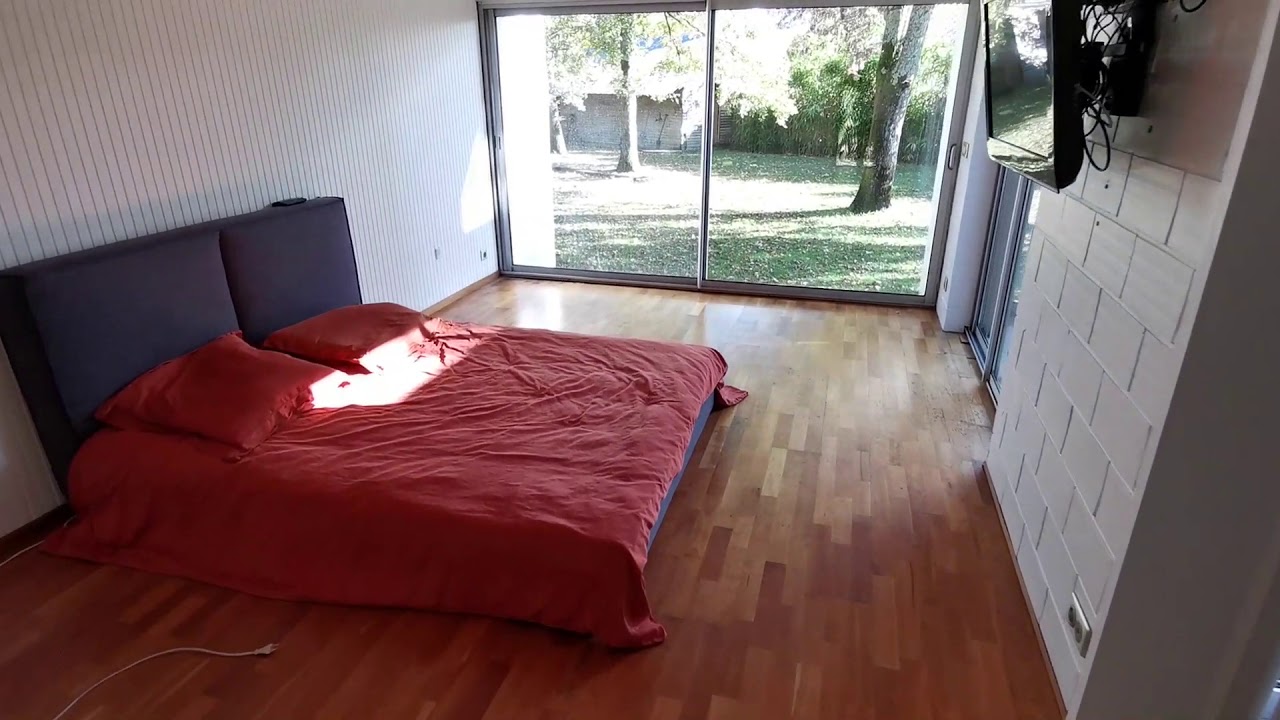 Century 21 Kadima vous propose cette magnifique villa avec piscine à Saint Médard en Jalles