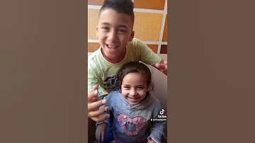 اغاني تحت الشباك بنت القمر 