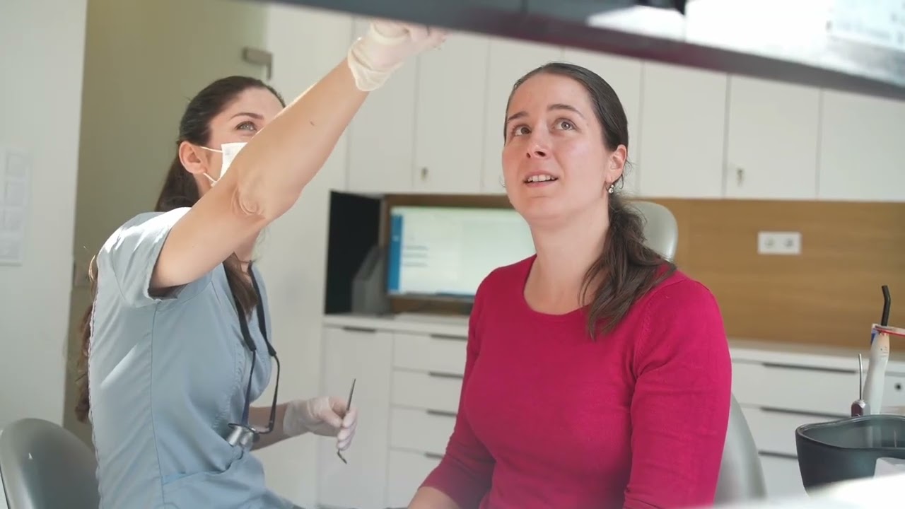 Video: So wird eine individuelle Aufhellungsschiene hergestellt – PureDental Budapest
