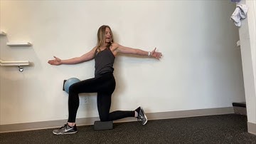 1/2 kneel thoracic rotation drill