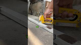 Kìm bắn đinh ghim gỗ đa năng 4 trong 1 Deli bắn ghim chữ U, ghim thẳng, chữ I, chữ T