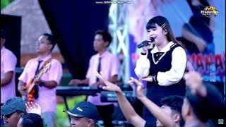 RINDI SAFIRA SAVANA KLEBUS DALAM RANGKA HUT SMAN PILANGKENCENG KE 23