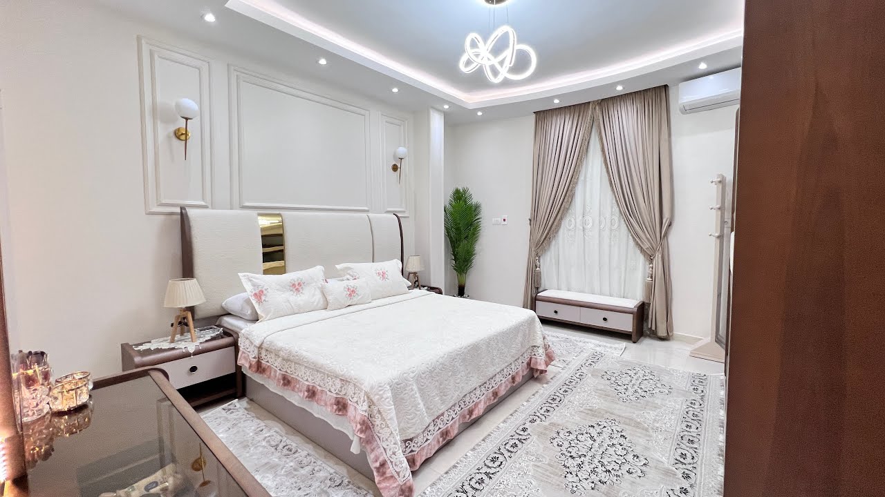 شقه عروسه اجا  ال جهازها فرشنا في شقه وكملنا في شقه سلفتها اعمل اي ما هي طلعه عروسه وحيده 😳