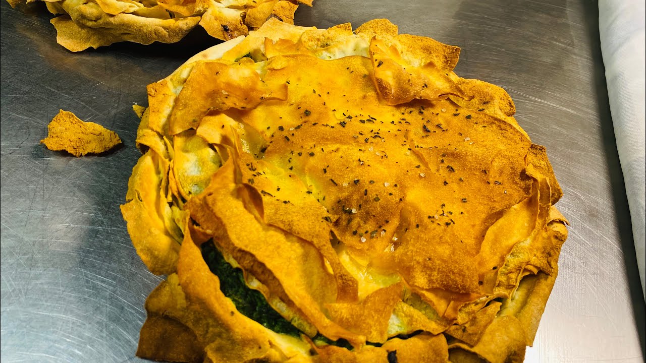 Torta salata col ￼pane Carasau,il risultato è strepitoso ￼