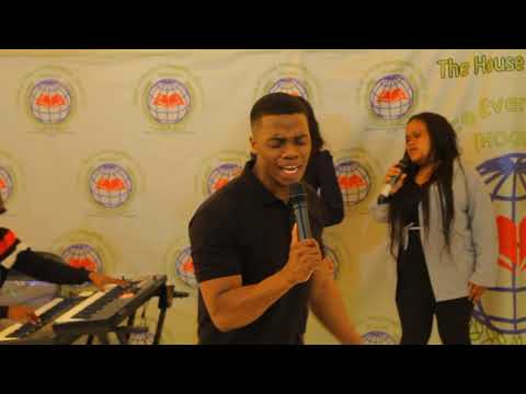 Sibong' iCalvary  By Ndumiso Mangaliso ft Tumelo