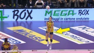 Funniest Serves in Volleyball History (HD)