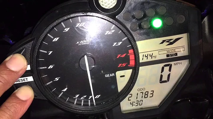 How to change the clock on Yamaha R1 (09-14)