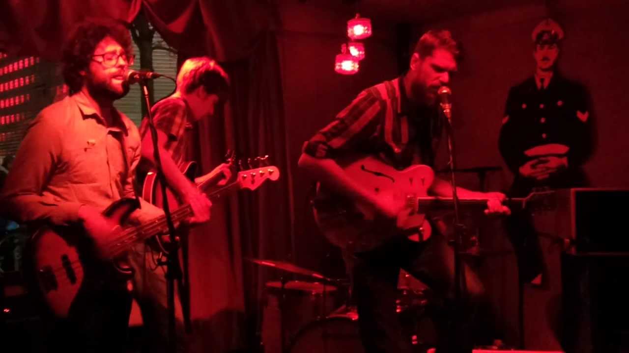 the-deep-dark-woods-live-glory-hallelujah-molotow-bar-hamburg-2013