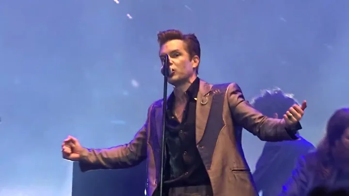 The Killers - Runaways - live Opener 2022