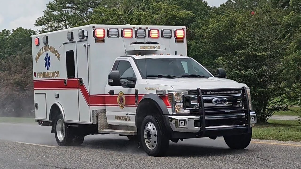 MFRD Rescue 19 Transporting - YouTube