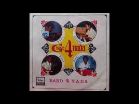 Band 4 Nada \u0026 Favourite's Group - Senja Penuh Derita (Full Album Audio)