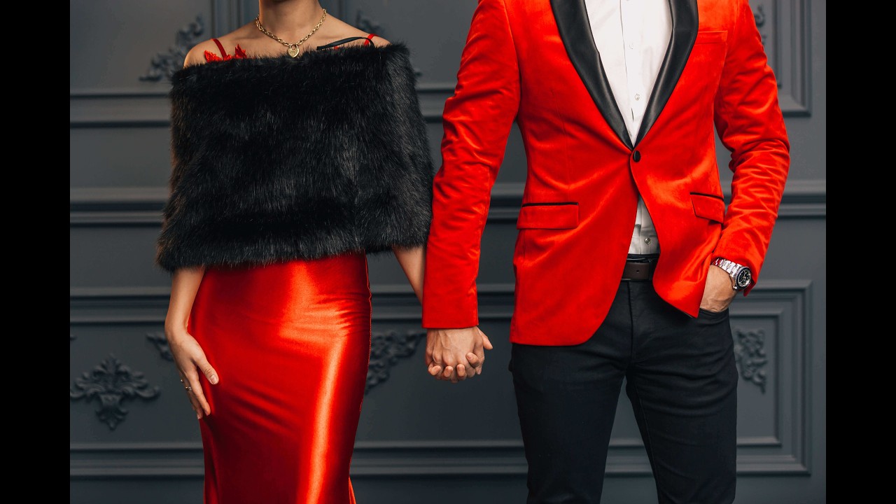 AWK Flagship – Hochwertige Parfüms, Uhren und Mode online kaufen