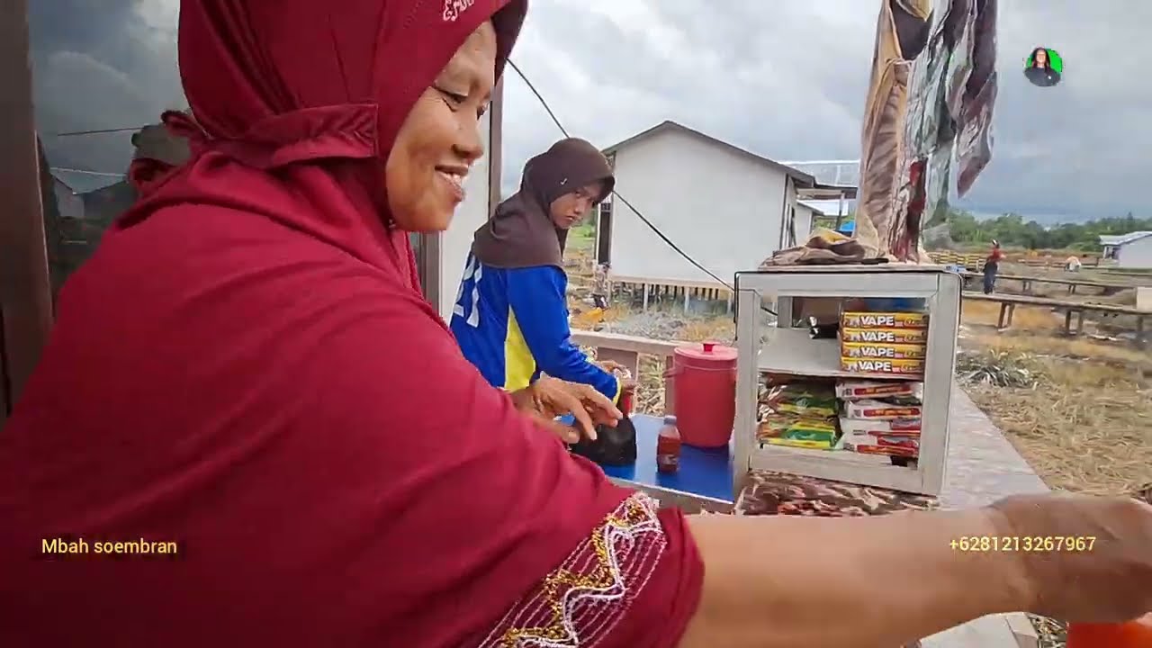 MEMANFAATKAN PELUANG USAHA DI LINGKUNGAN TRANSMIGRASI BARU TANJUNG BUKA SP 10