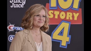 Why Did Bonnie Hunt Divorce Her Husband? Was It Because of Their Children Issues? Or Something Else? Details