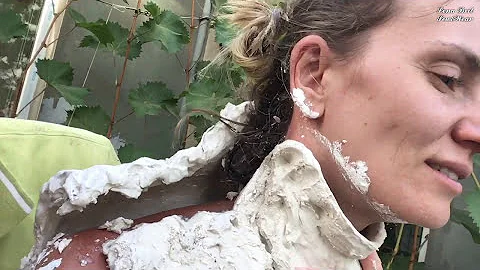 DIY: Как сделать манекен гипс + пена (часть 1) Dress Form Cast In Flexible Foam